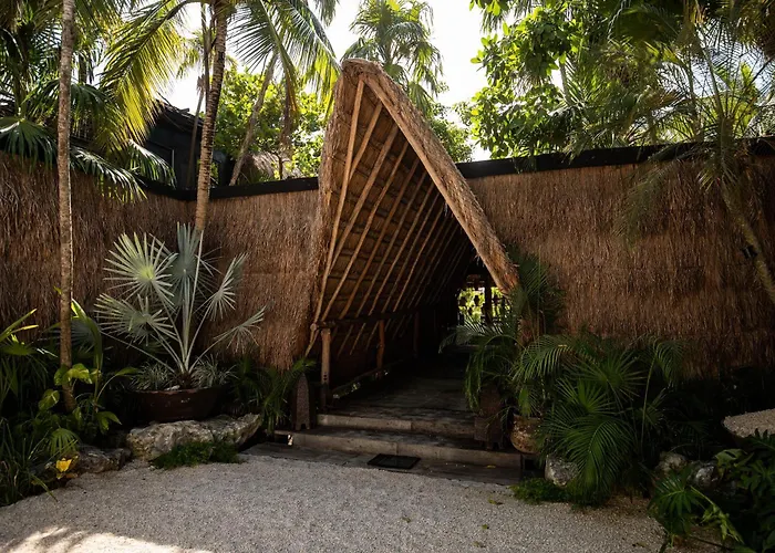 Radhoo Tulum (Adults Only)