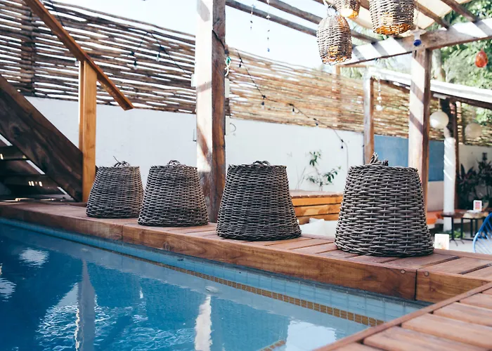 3 star hotel: Teetotum Hotel